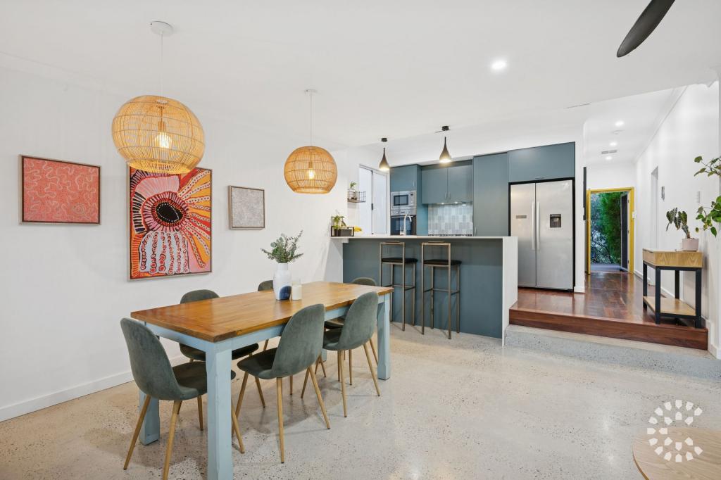 11 Lee Ave, Hilton, WA 6163