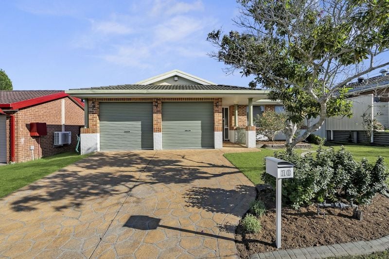 10 Timbara Cres, Blue Haven, NSW 2262