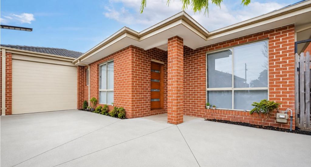 77 A Warana Dr, Hampton Park, VIC 3976
