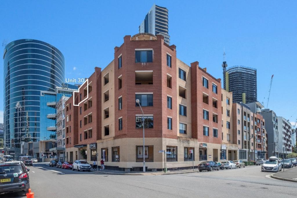 30/2 - 6 KENDALL ST, HARRIS PARK, NSW 2150
