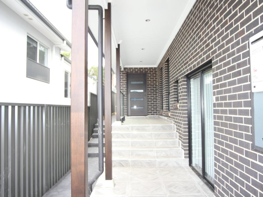 20a Fleming Dr, Campbelltown, NSW 2560