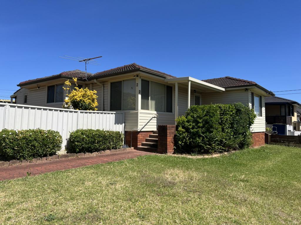 2 BRAMLEY ST, FAIRFIELD WEST, NSW 2165