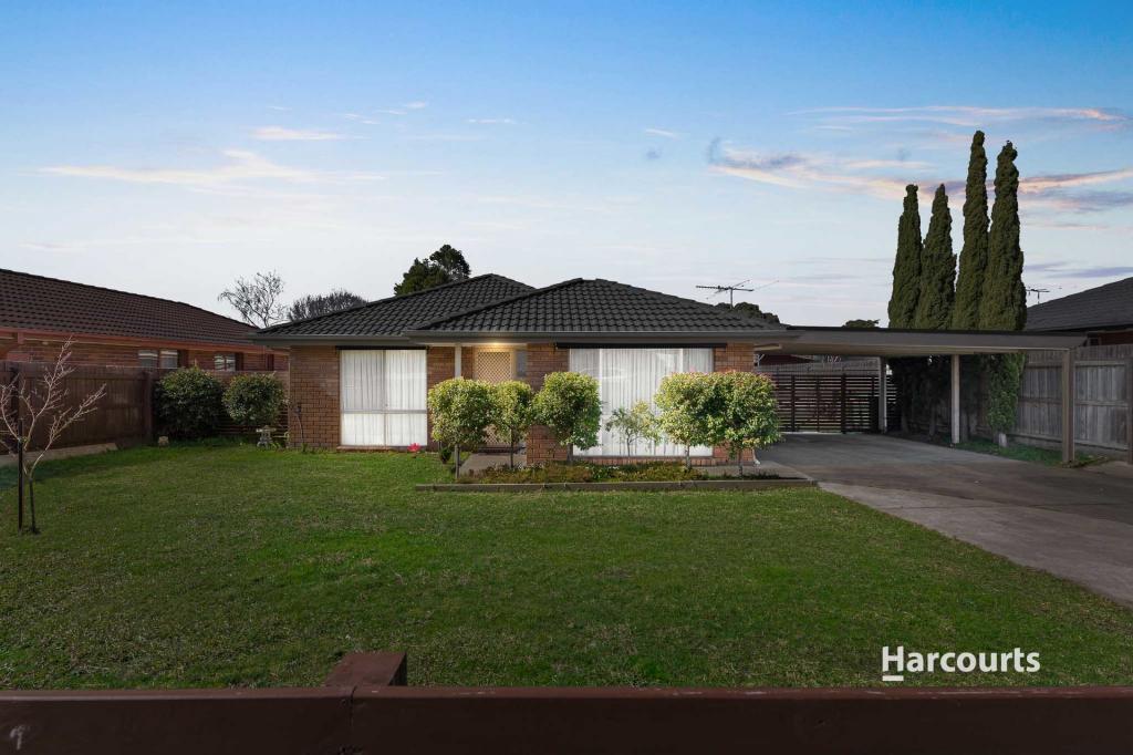 17 Bluegrass Cres, Pakenham, VIC 3810
