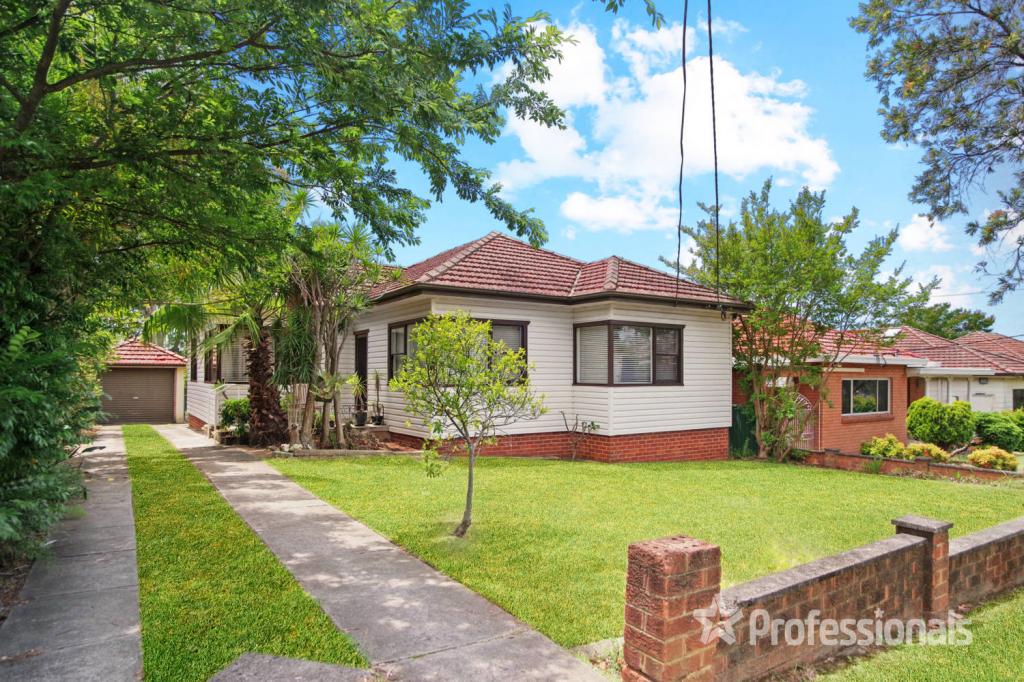 6 Greendale Cres, Chester Hill, NSW 2162