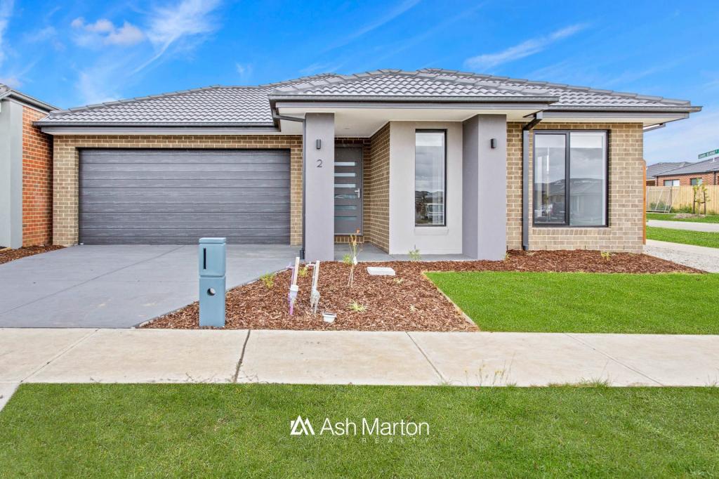 2 BLOODSTONE WAY, CRANBOURNE EAST, VIC 3977