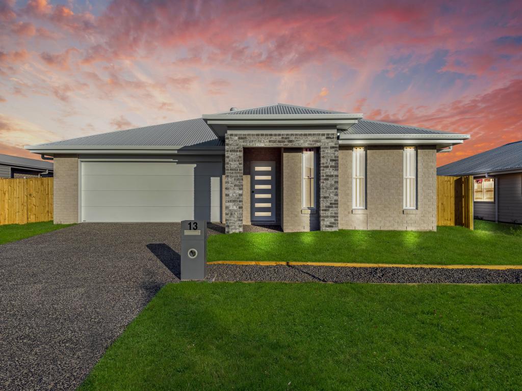 13 Grassbird Cct, Wondunna, QLD 4655