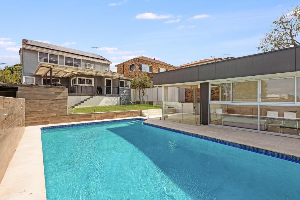 43 Lynwood St, Blakehurst, NSW 2221