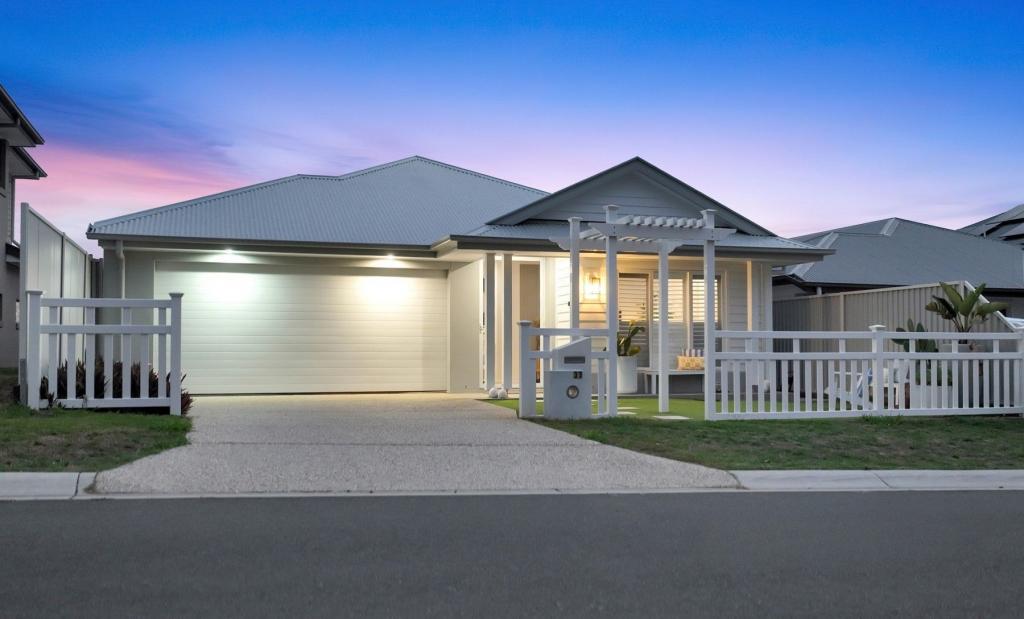 33 Garden Rd, Greenbank, QLD 4124
