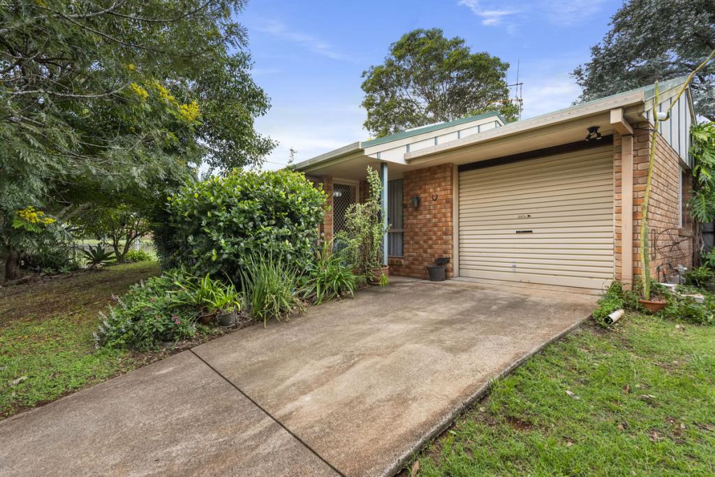 6 Kurrajong St, Newtown, QLD 4350