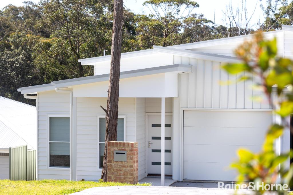 17b Molloy St, Mollymook, NSW 2539