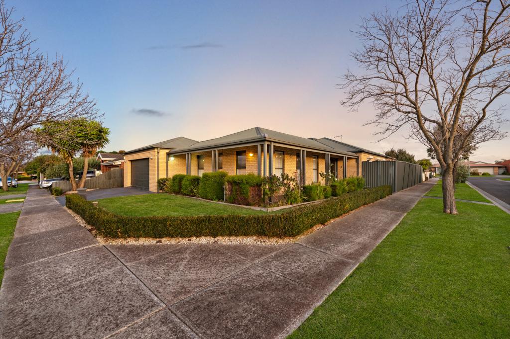 22 Colston Dr, Hillside, VIC 3037