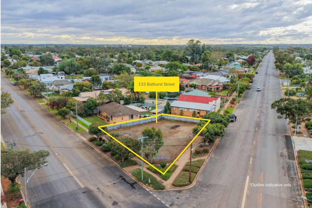133 BATHURST ST, CONDOBOLIN, NSW 2877