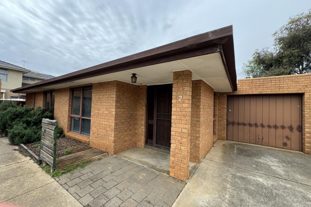 2/22 Creek St, Melton South, VIC 3338
