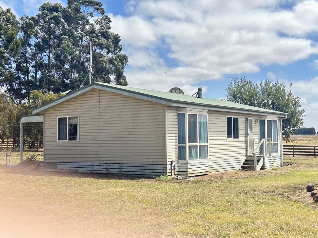 556 Dunmore Lane, Broadwater, VIC 3301