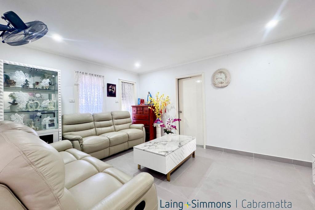 27 Tumbarumba Cres, Heckenberg, NSW 2168