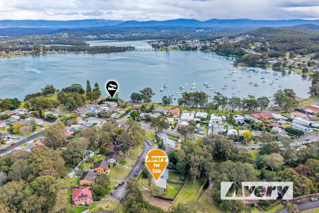 11 Lochend Pl, Bolton Point, NSW 2283