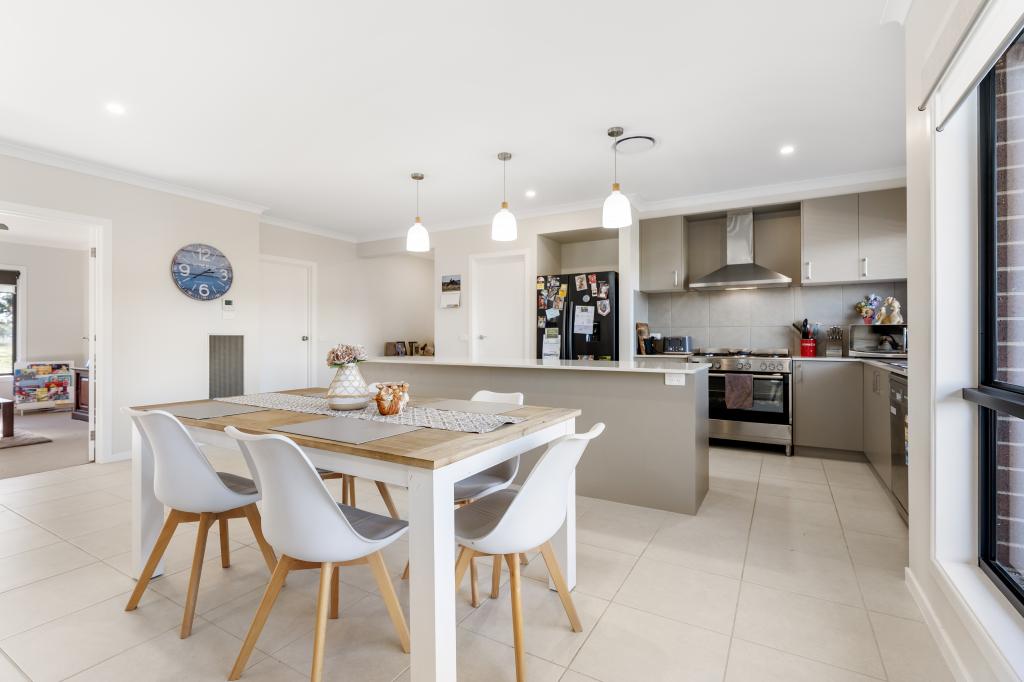 2001a Culcairn Holbrook Rd, Morven, NSW 2660