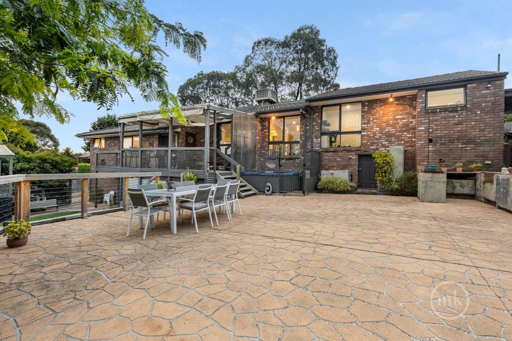 8 Pinjarra Ct, Diamond Creek, VIC 3089