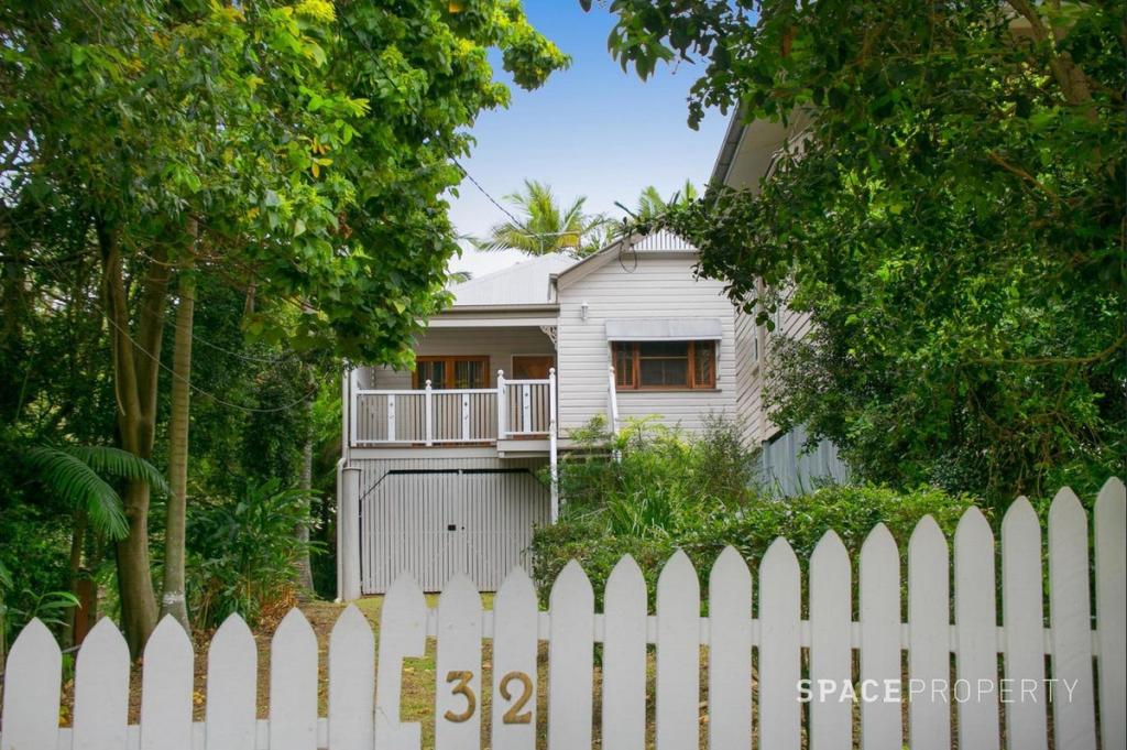 32 Rainworth Rd, Bardon, QLD 4065