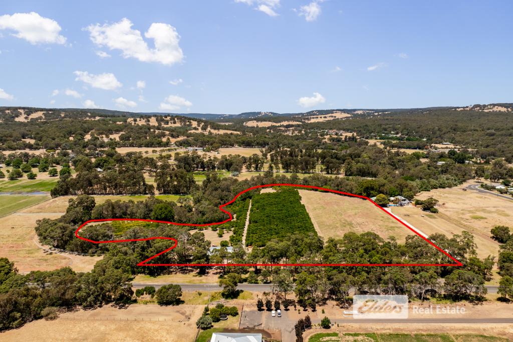 26 CALDER GR, HARVEY, WA 6220