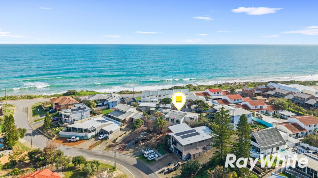 24 Valley Rd, Halls Head, WA 6210
