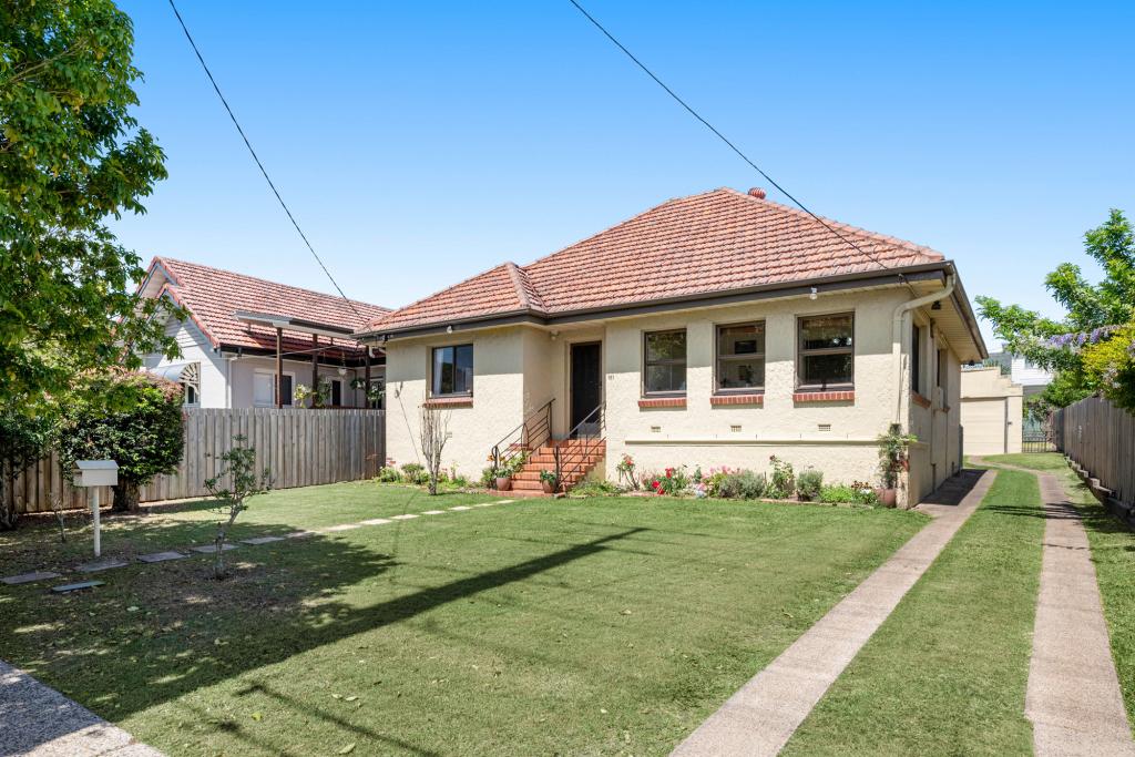 151 Junction Rd, Morningside, QLD 4170