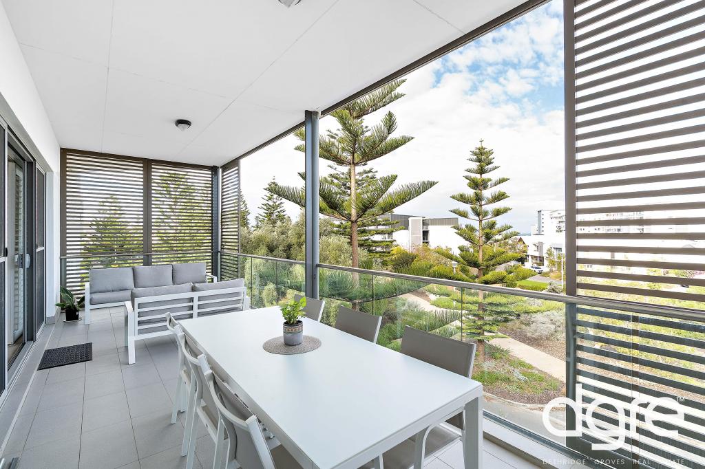 6/2 South Beach Prom, North Coogee, WA 6163