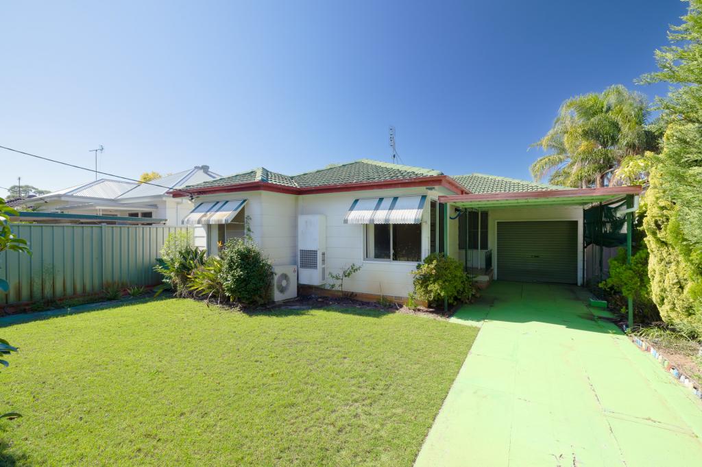 12 Fairview St, Woy Woy, NSW 2256