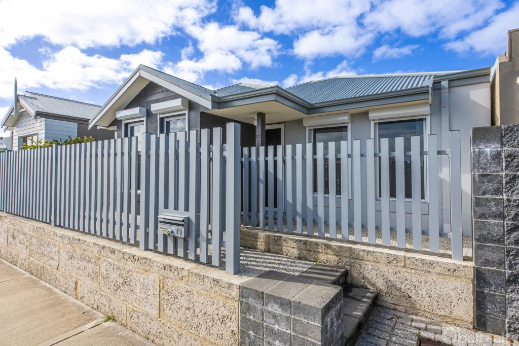 19 Yaramin Way, Golden Bay, WA 6174