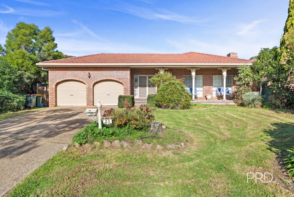 23 Myall Cres, Lake Albert, NSW 2650