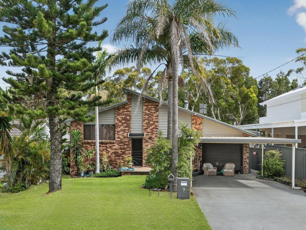 9 & 9a Chisholm Ave, Lake Munmorah, NSW 2259