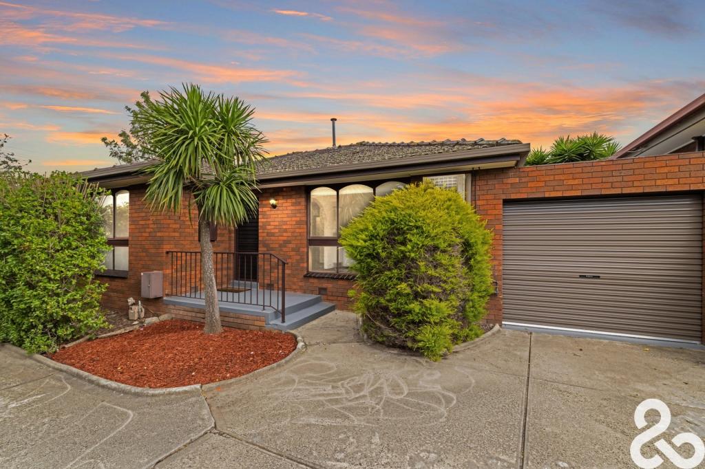 1/8 Hobbs Cres, Reservoir, VIC 3073