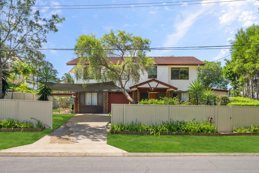 396 Cliveden Ave, Corinda, QLD 4075