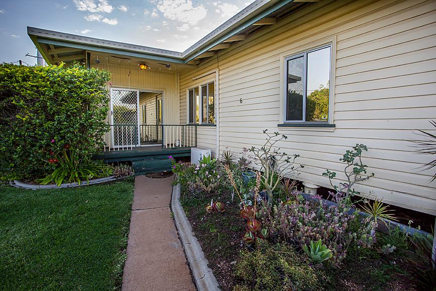 6 Kennedy St, Soldiers Hill, QLD 4825