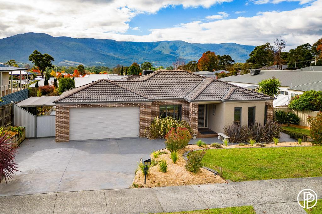 2 Hill Grove Pl, Yarra Junction, VIC 3797