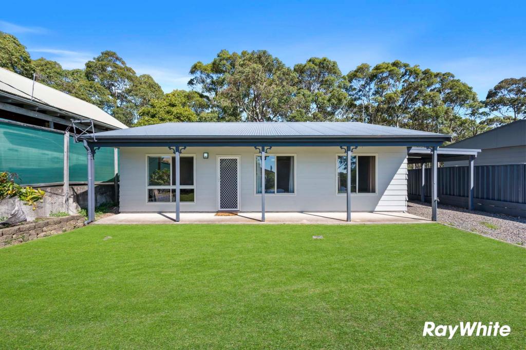 13 HAZEL RD, MORUYA HEADS, NSW 2537