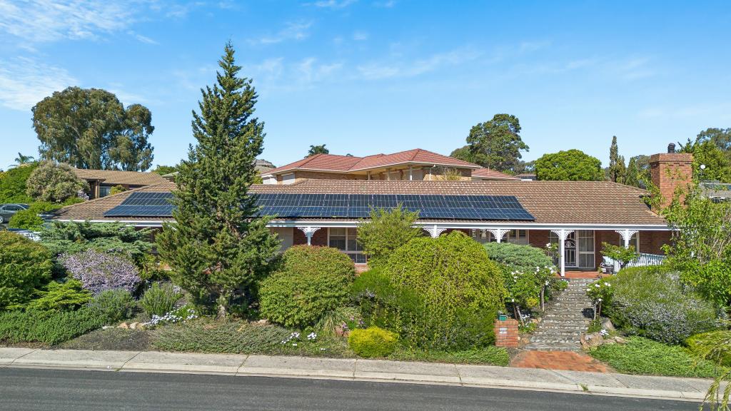 12 Panorama Dr, Aberfoyle Park, SA 5159