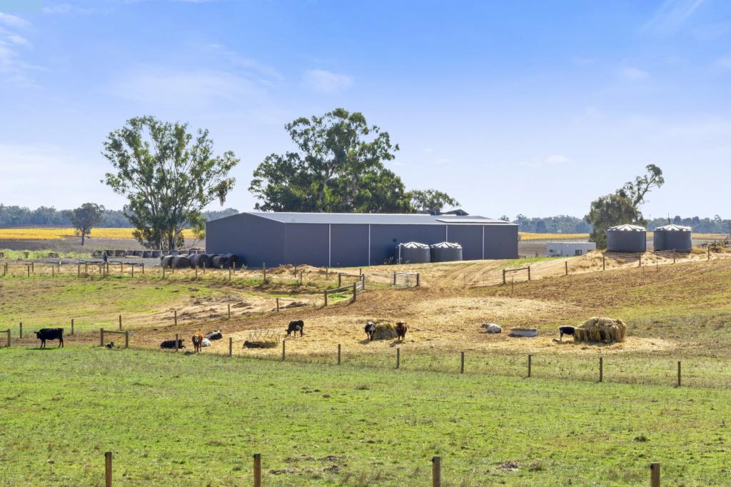 1 Quicks Rd, Tocumwal, NSW 2714