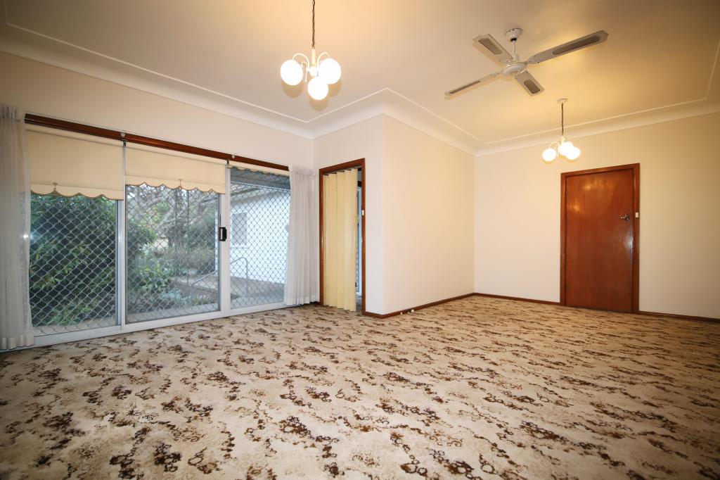 68 Queen St, Revesby, NSW 2212