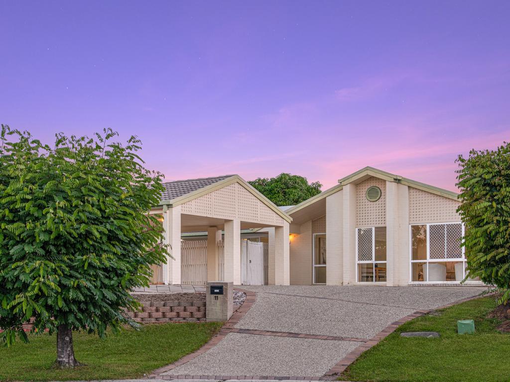 11 Innes Pl, Middle Park, QLD 4074