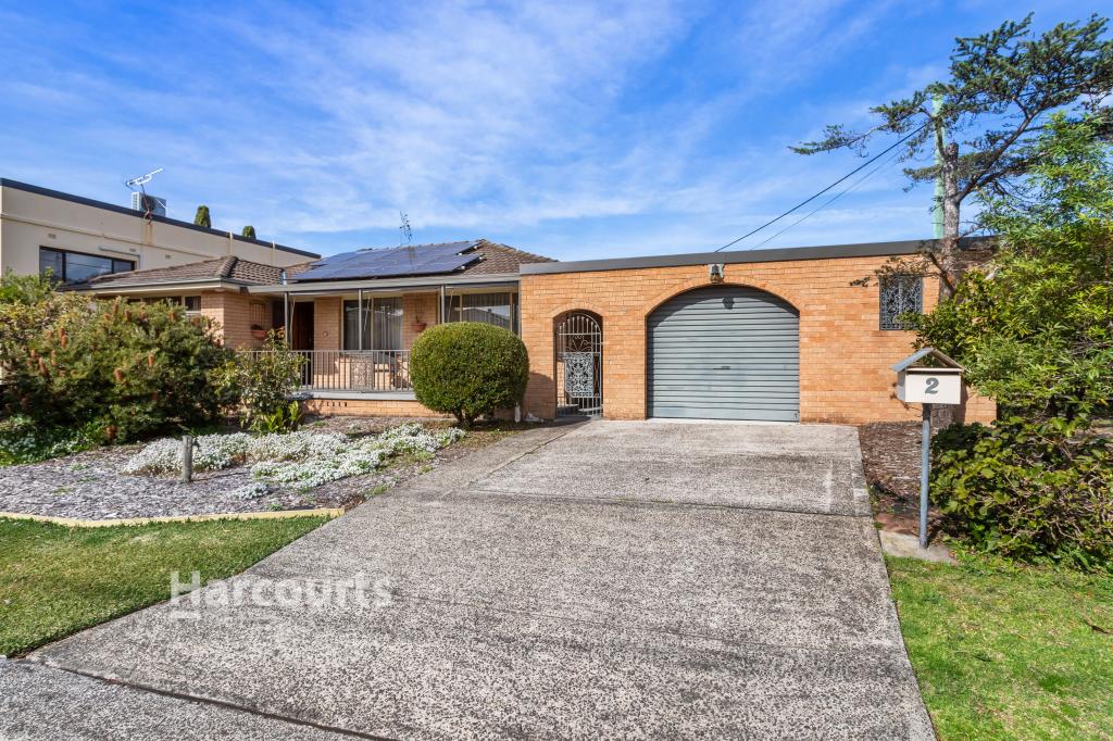 2 Newton Cres, Oak Flats, NSW 2529