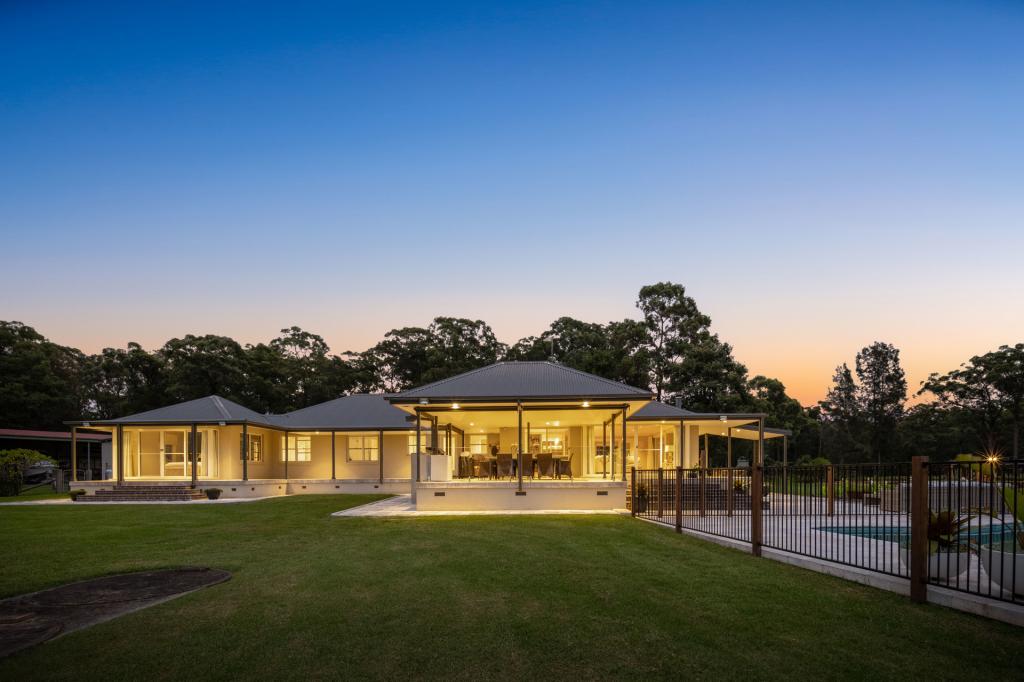 242 Dairy Rd, The Oaks, NSW 2570