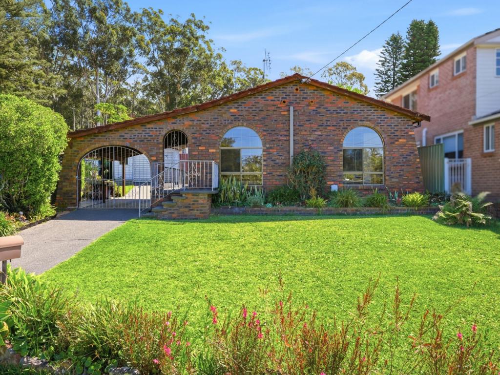 28 Seawind Tce, Berkeley Vale, NSW 2261