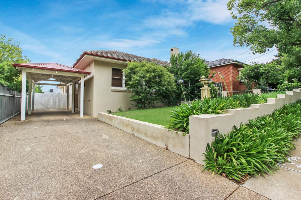 42 Grandview Ave, Wagga Wagga, NSW 2650
