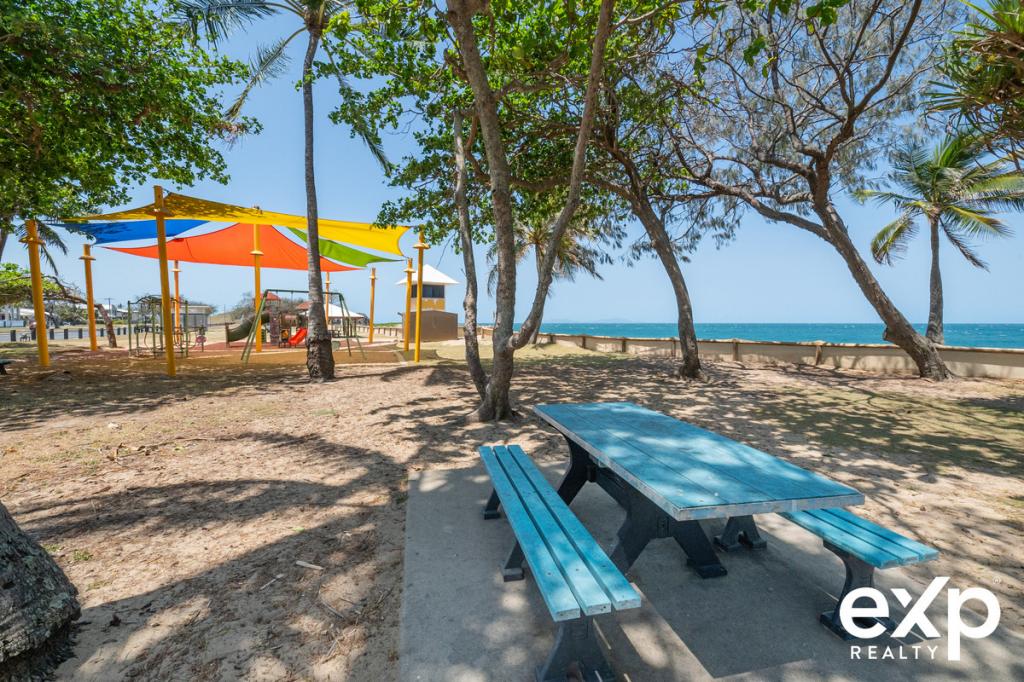 4 Cuthbert Ct, Slade Point, QLD 4740