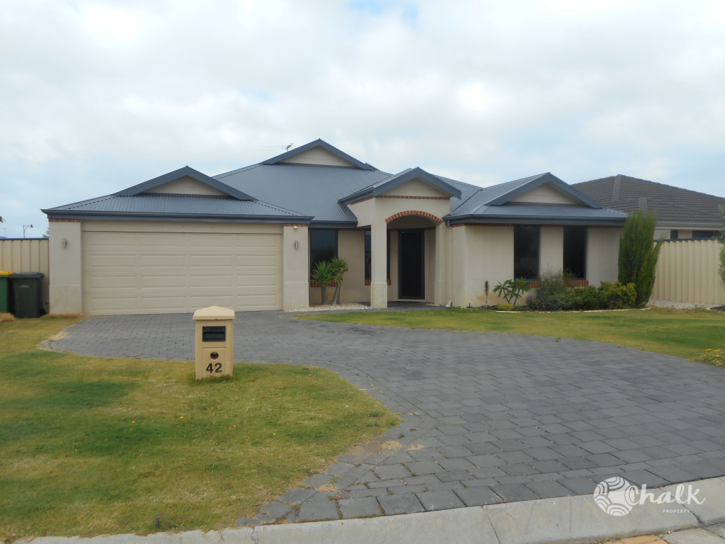 42 Amity Cct, Shoalwater, WA 6169