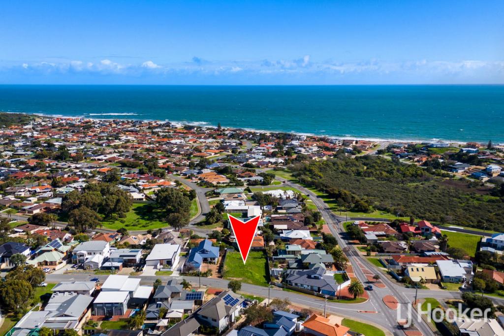 2 Marsh Pl, Halls Head, WA 6210