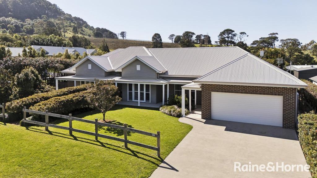 17 St Andrews Way, Coolangatta, NSW 2535