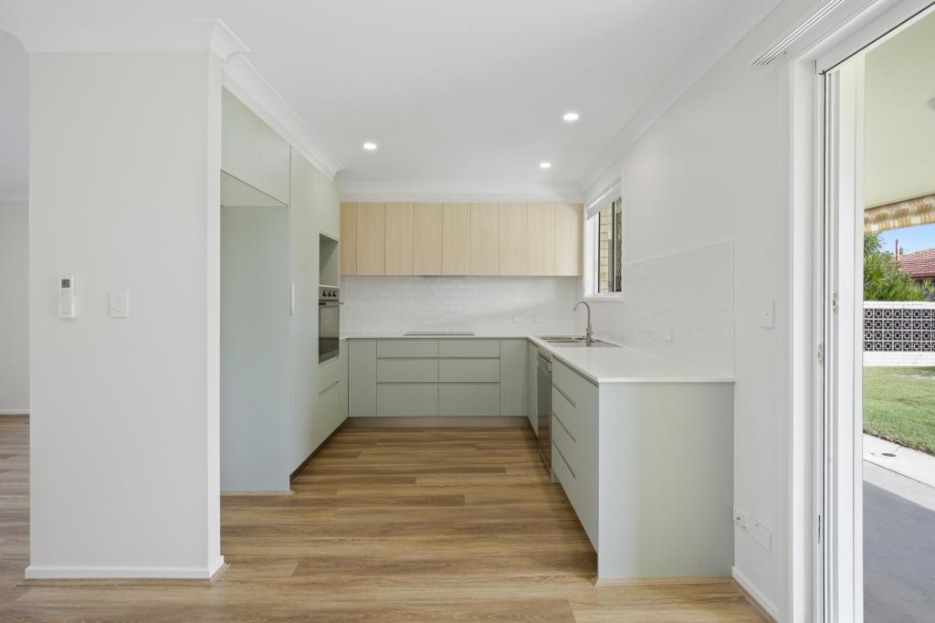 47 Denawen St, Palm Beach, QLD 4221