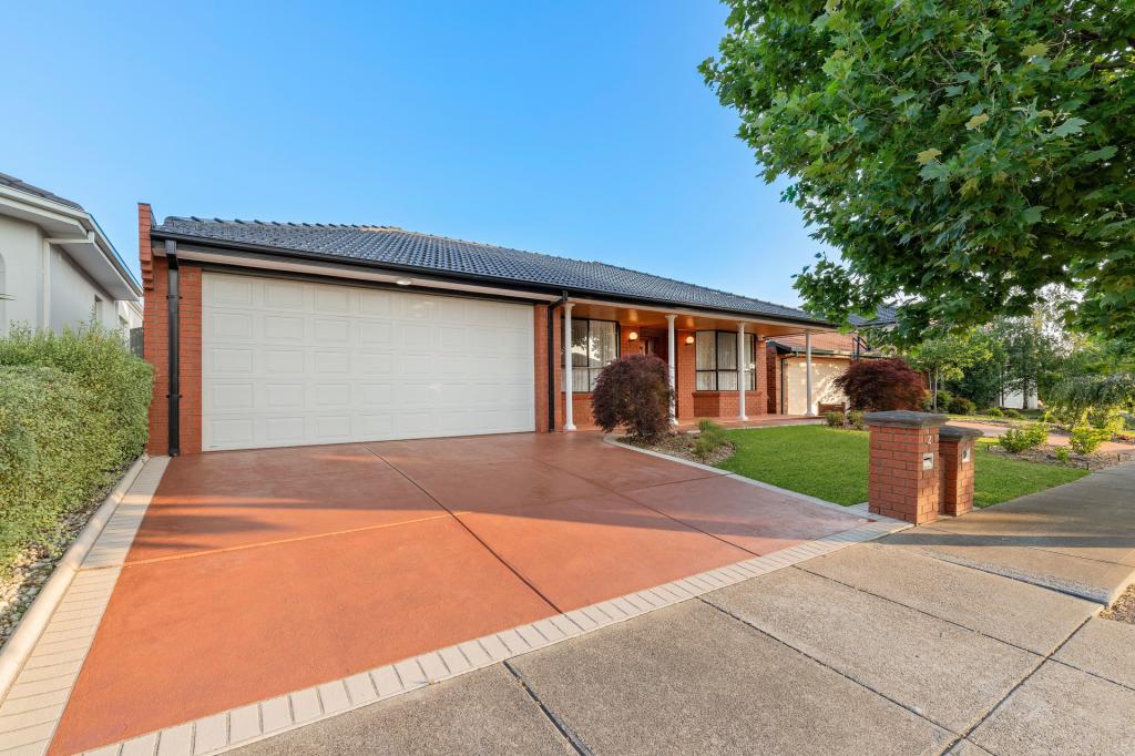 2 Coleman Ct, Taylors Lakes, VIC 3038